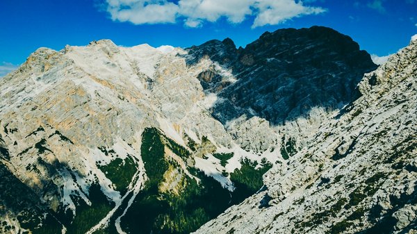 Welche Rolle spielt der Tourismus bei der FÃ¶rderung nachhaltiger Kreuzfahrtpraktiken?